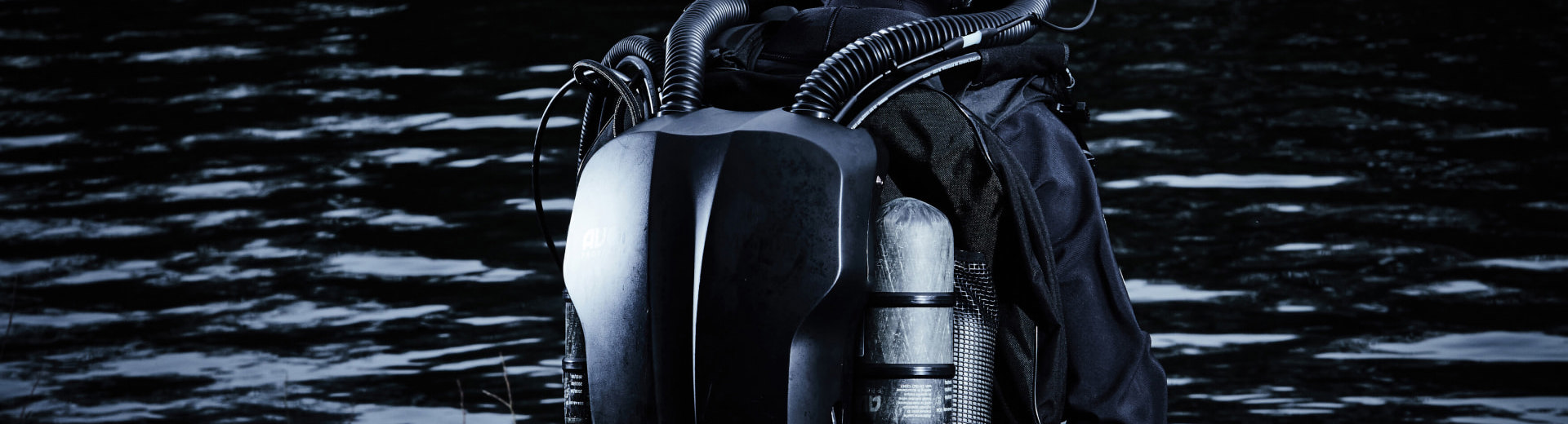 Military diver wearing the MCM100 underwater rebreather